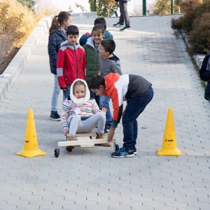 Kids in Tech - "Кола на бъдещето"