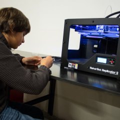 MakerBot Replicator 2