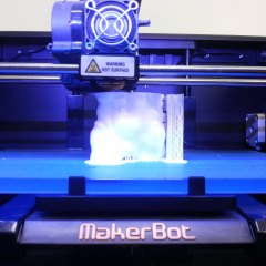 MakerBot Replicator 2